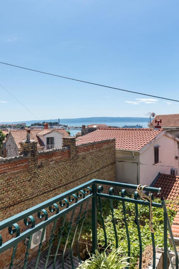 Luxury Apartment Silvana With Beautiful Garden Split Exterior photo